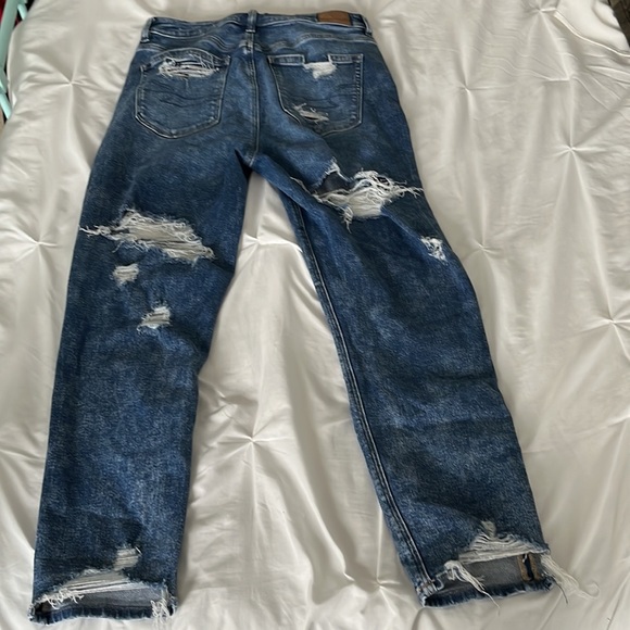 AMERICAN EAGLE MOM HIGH RISE Distressed Jeans with Rips on Front and Back - Picture 6 of 11